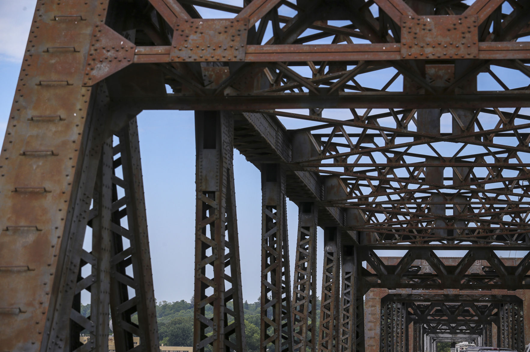 THE GREAT RIVER-0941